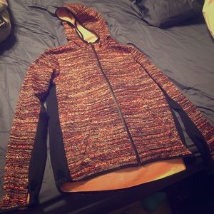 Like new, Nike therma fit zip up hoodie